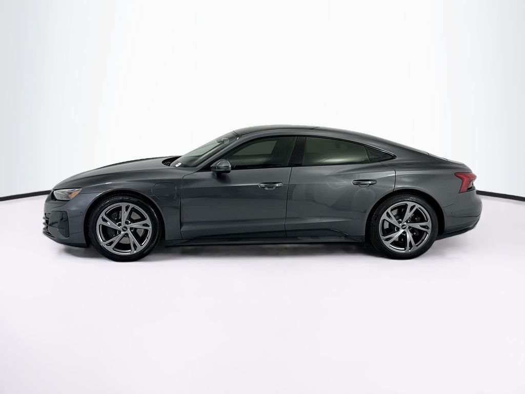 Thumbnail: 2023 Audi e-tron GT - 8