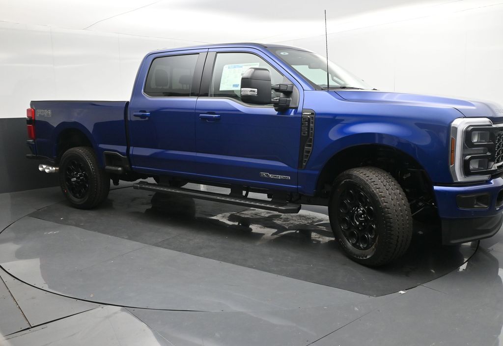 2026 Ford F-350 Lariat photo 6