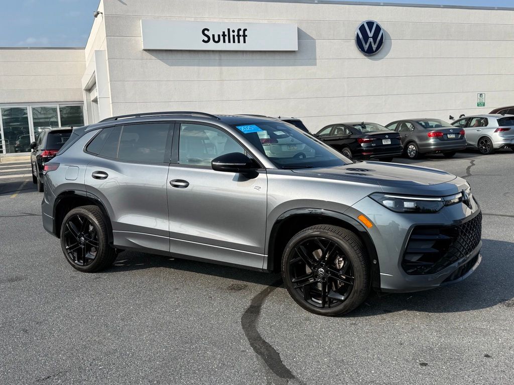2025 Volkswagen Tiguan 2.0T SE R-Line Black Gray at Sutliff Volkswagen