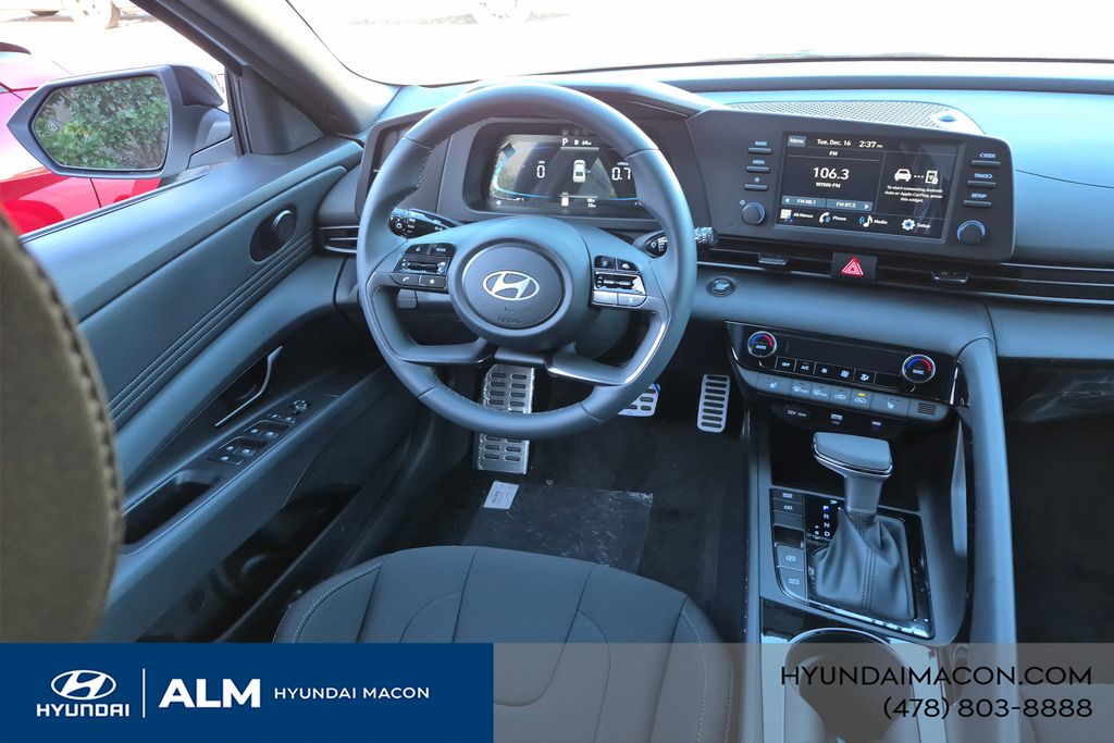 New 2026 White HYUNDAI SEL Sport Plus image 25