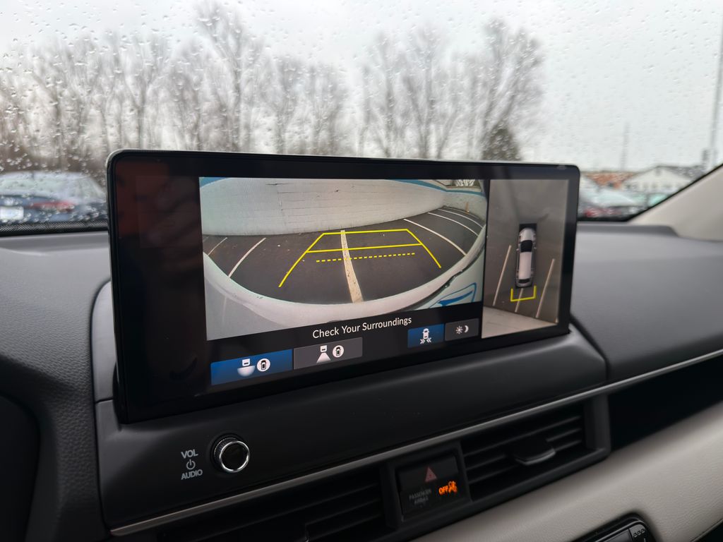 Thumbnail: 2026 Honda Pilot - 32