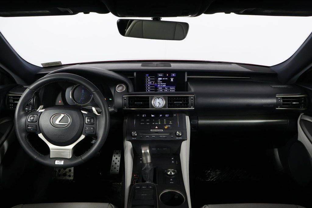 Thumbnail: 2015 Lexus RC - 8