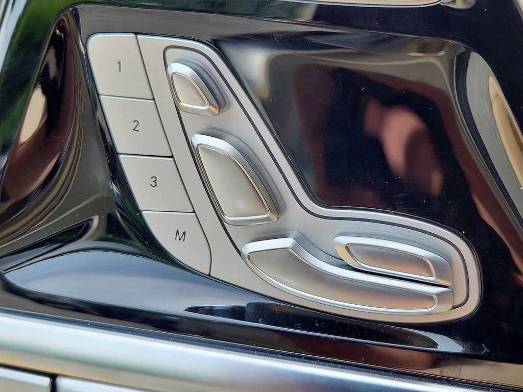 2025 Mercedes-Benz G-Class AMG G 63 24