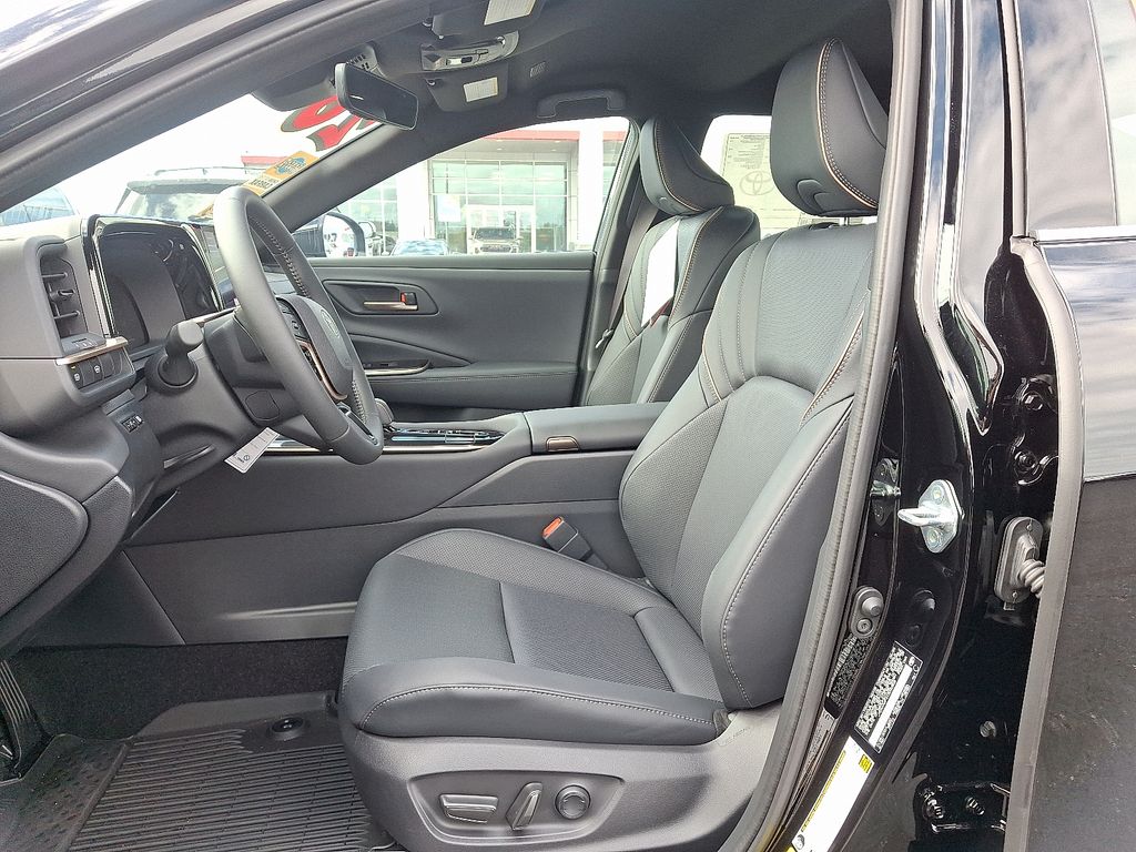 Thumbnail: 2026 Toyota Crown - 13