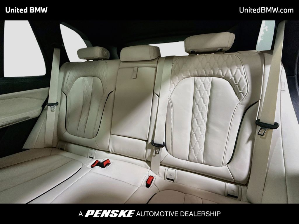 Thumbnail: 2026 BMW X5 - 13