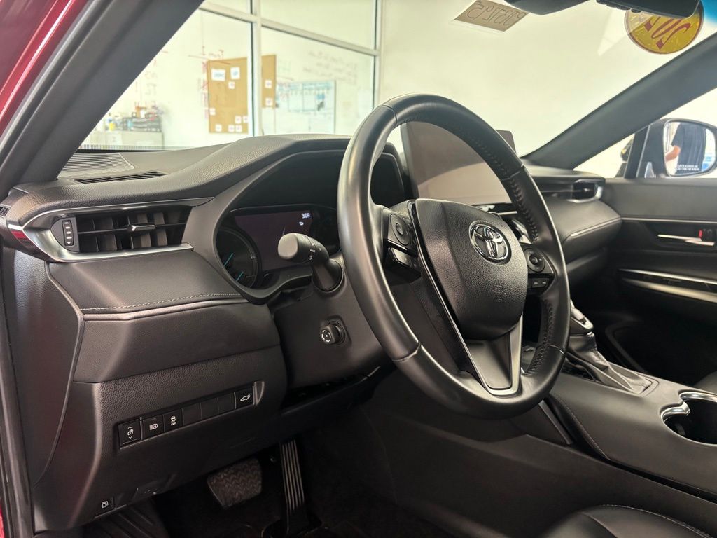 Used 2023 Toyota Venza SUV
