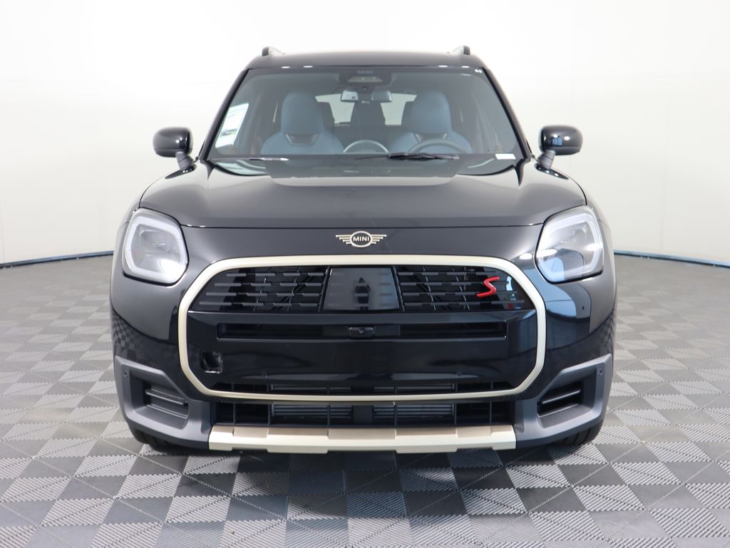 2025 MINI Cooper Countryman Iconic 2