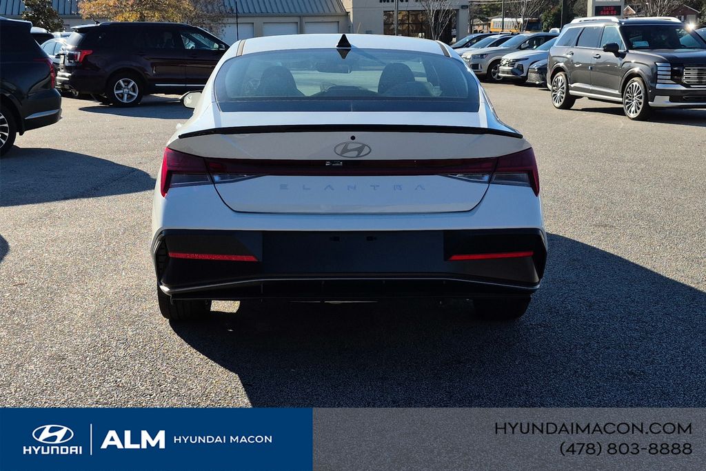 New 2026 White HYUNDAI SEL Sport Plus image 8