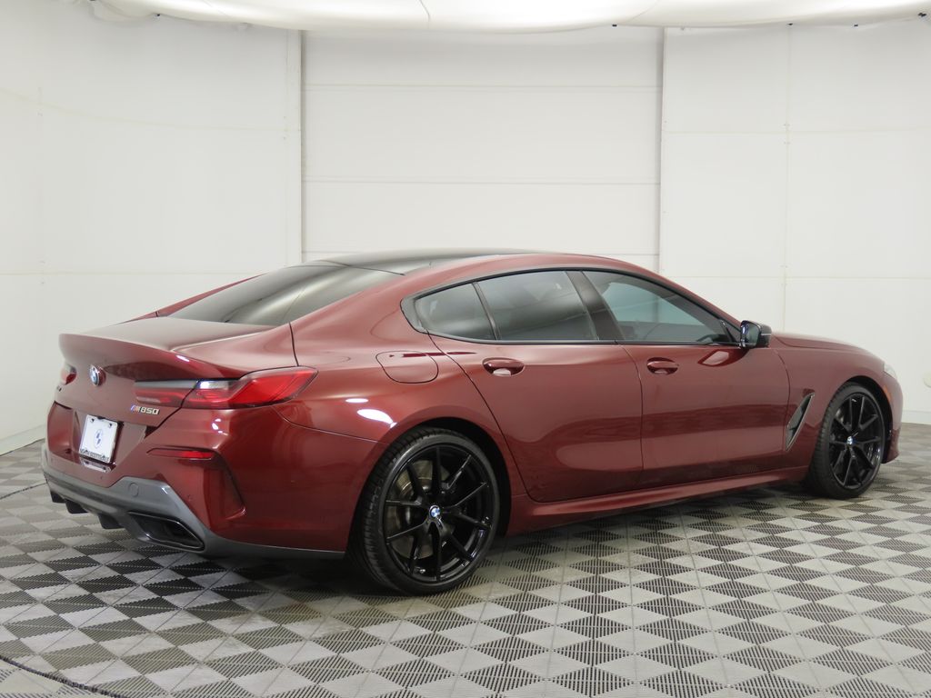Thumbnail: 2022 BMW 8 Series - 5