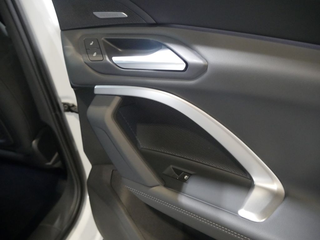 Thumbnail: 2026 Audi Q5 - 30