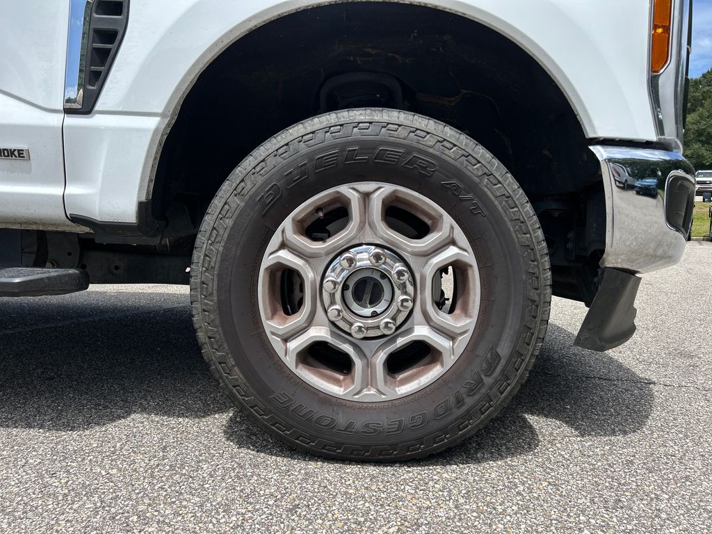 Certified Used 2025 White Ford XLT image 7