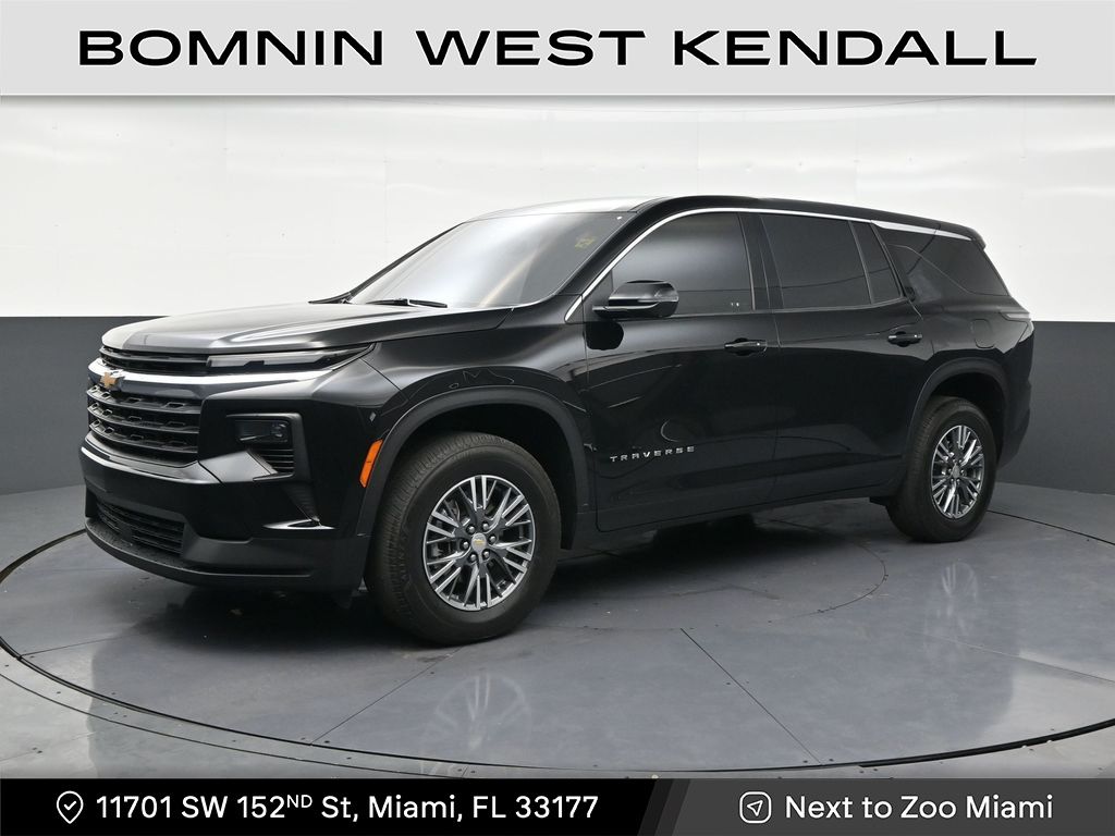 2024 Chevrolet Traverse LS FWD