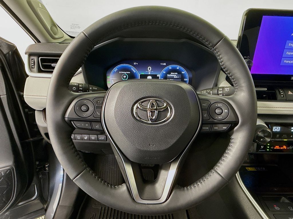 Thumbnail: 2024 Toyota RAV4 - 11