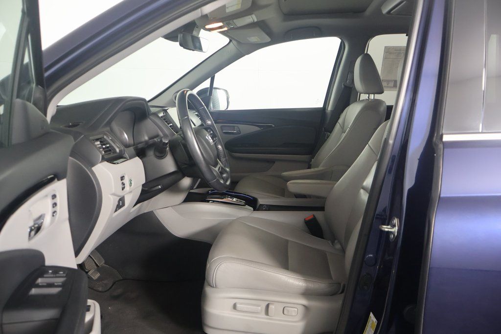 2019 Honda Pilot Touring 10