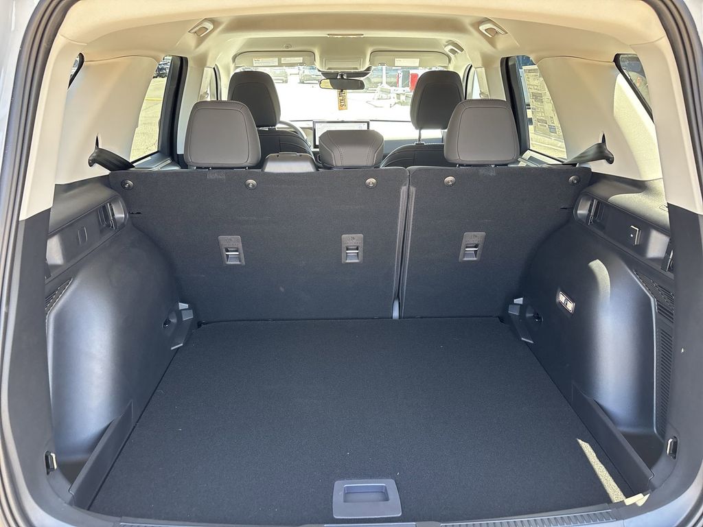 New 2026 Oxford White Ford Big Bend® image 22