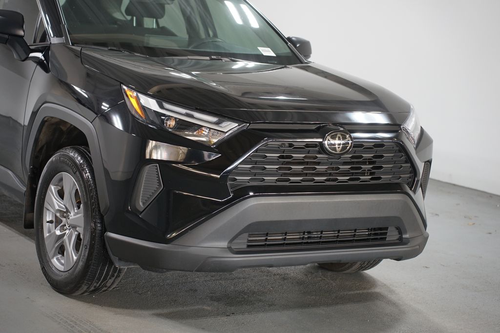 Thumbnail: 2025 Toyota RAV4 - 4