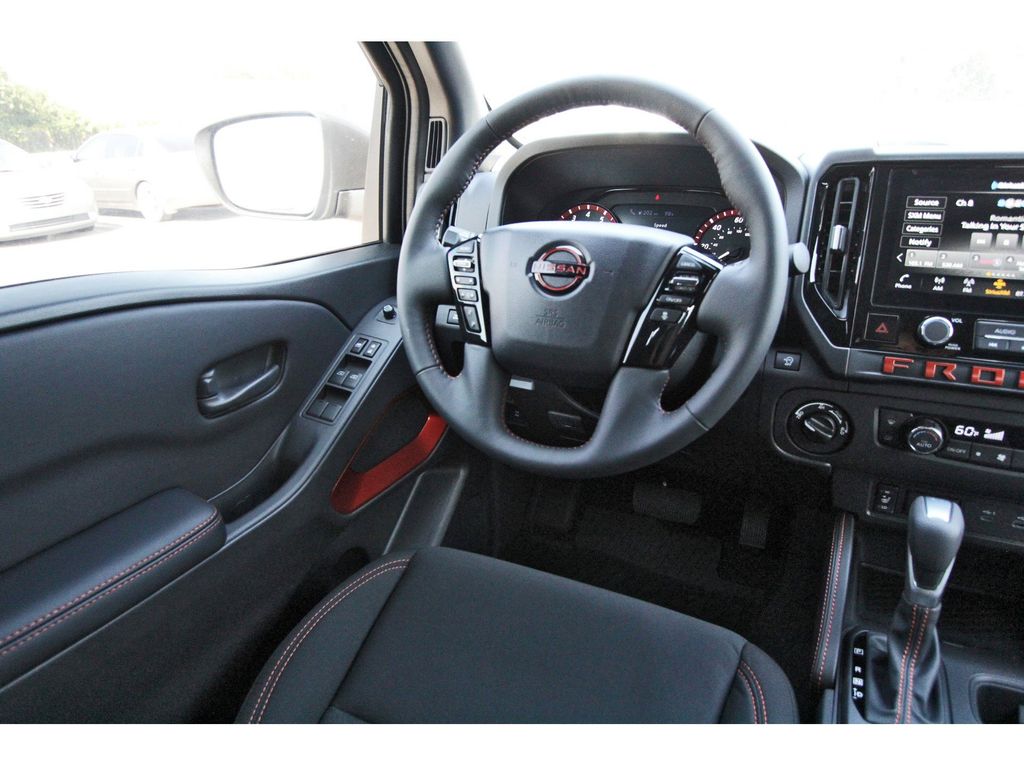 2026 Nissan Frontier PRO-4X - 7