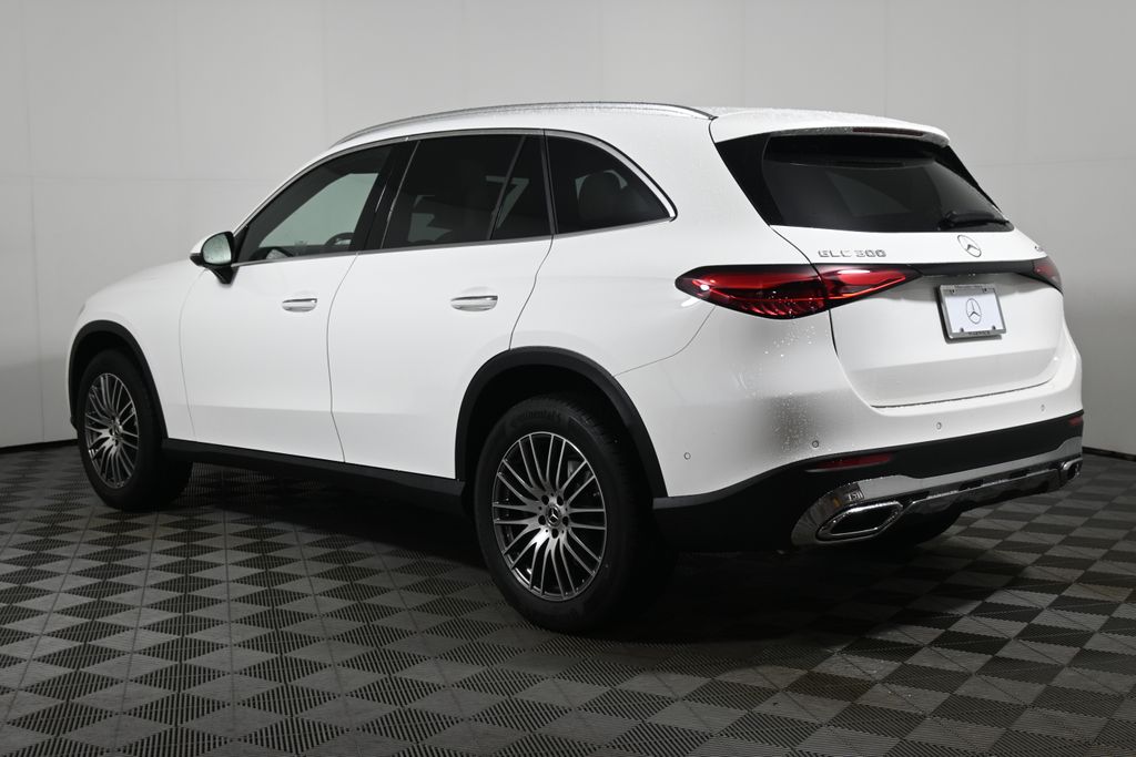 Thumbnail: 2026 Mercedes-Benz GLC - 5