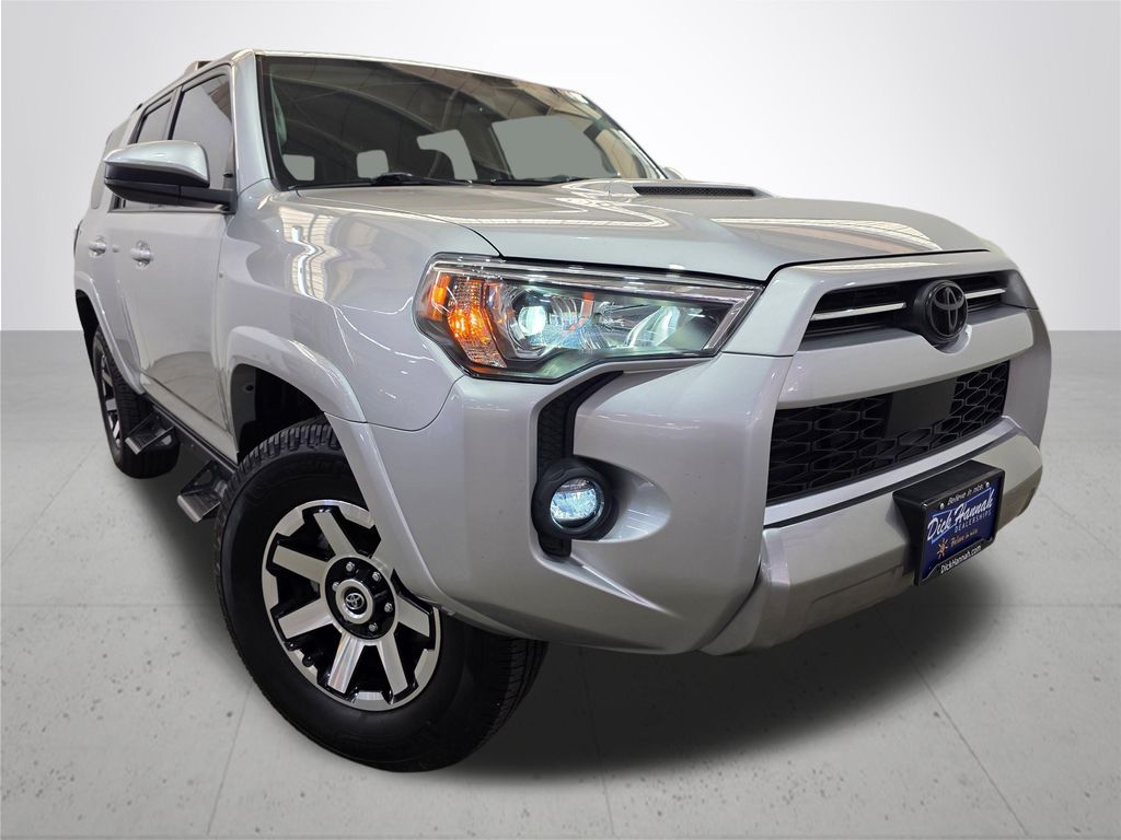 2022 Toyota 4Runner TRD Off-Road