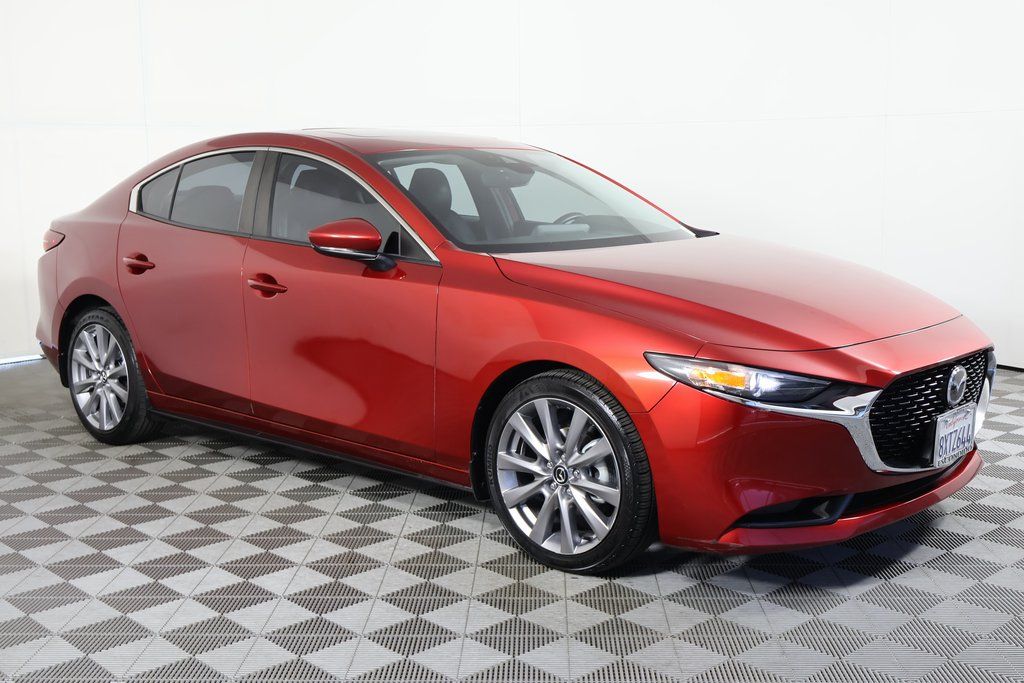 Thumbnail: 2021 Mazda Mazda3 - 3