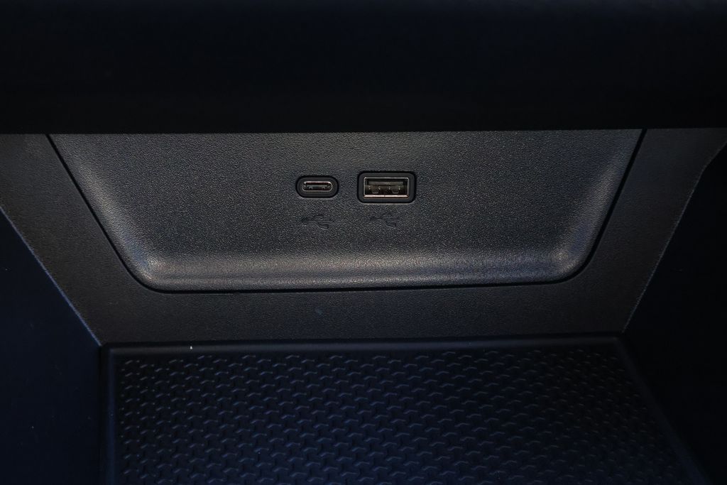 Thumbnail: 2026 Chevrolet Equinox - 29