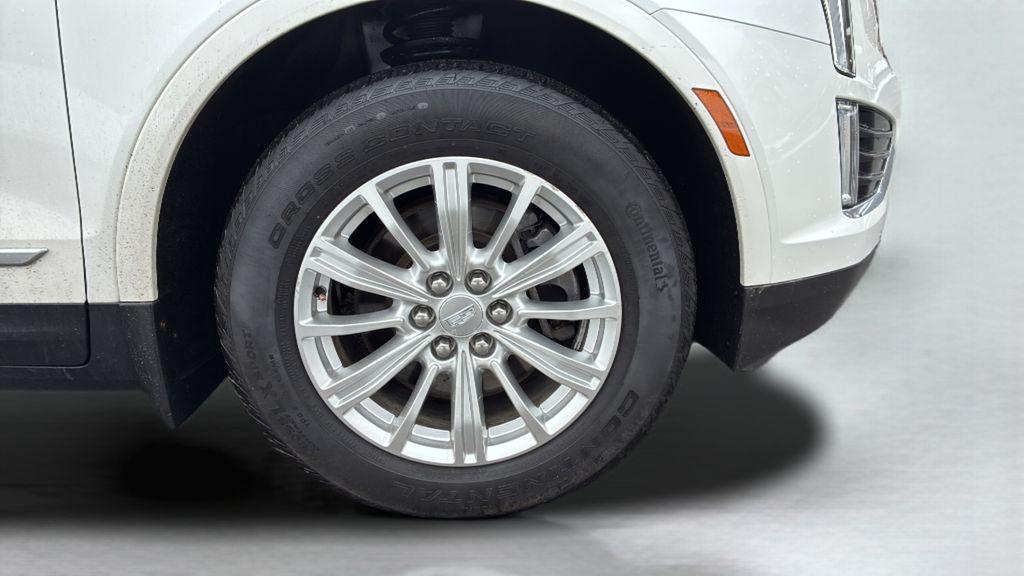 used 2018 Cadillac XT5 car, priced at $19,500