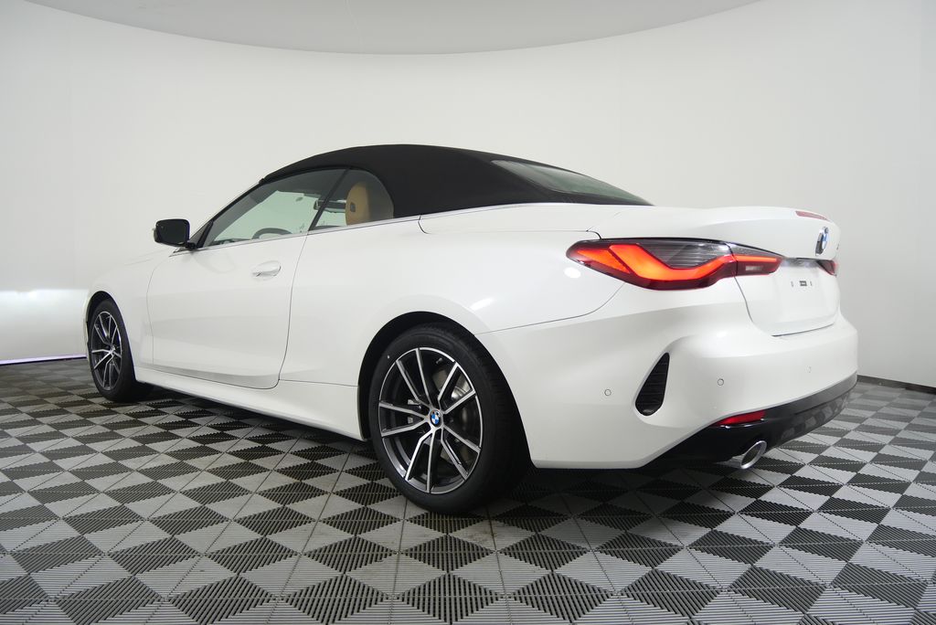 Thumbnail: 2026 BMW 4 Series - 6