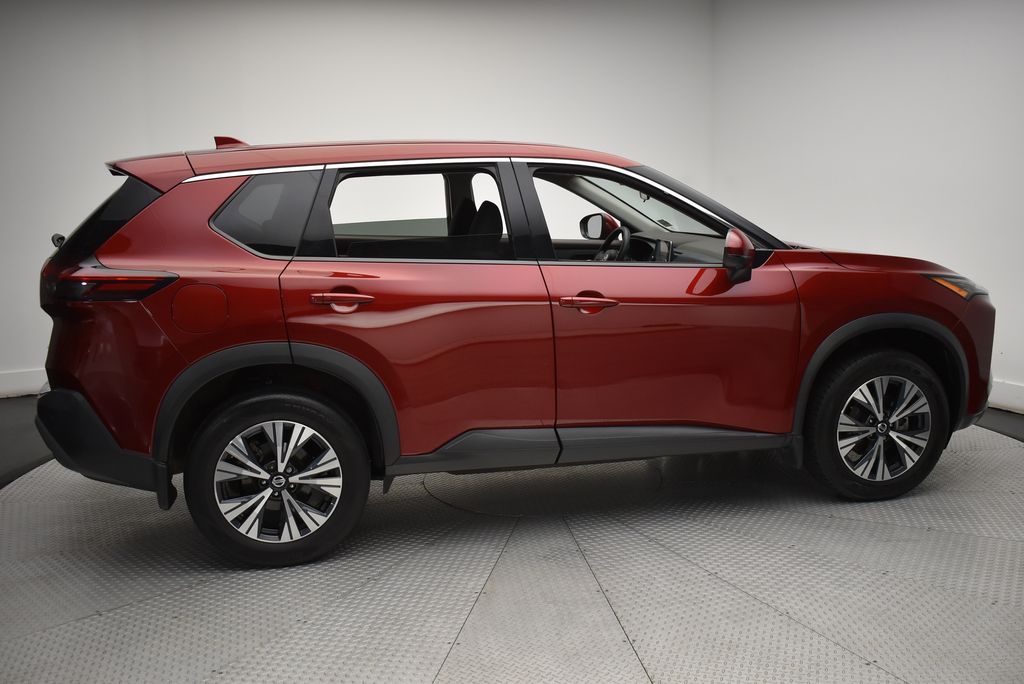 2021 Nissan Rogue SV 4