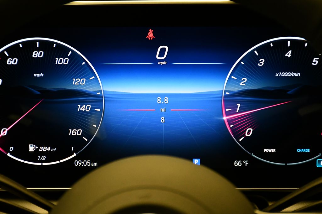 2025 Mercedes-Benz GLC 300 25