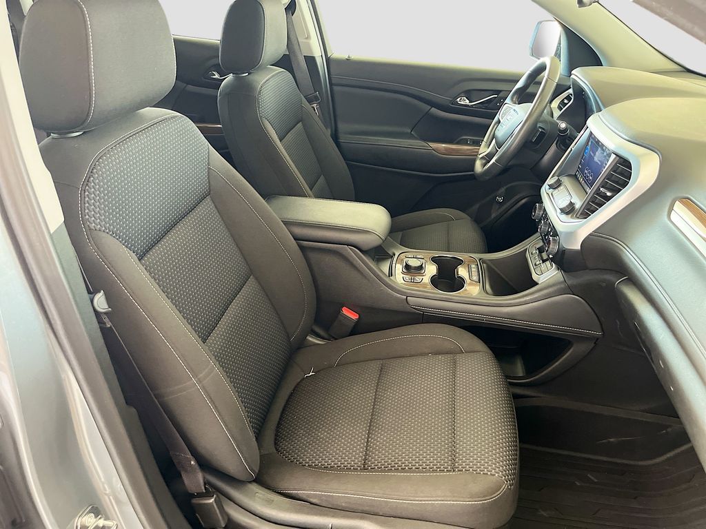 Used 2023 Silver GMC SLE image 30