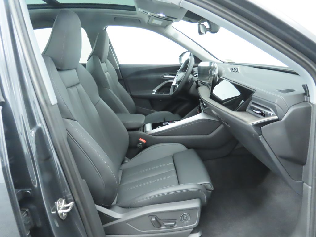 Thumbnail: 2025 Audi Q5 - 22