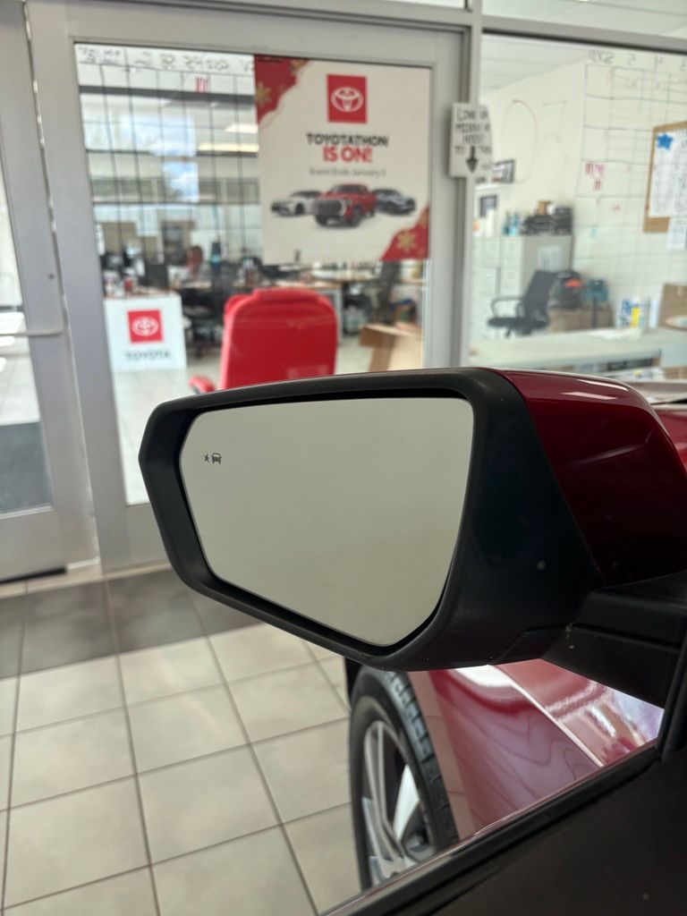 Used 2024 Chevrolet Equinox SUV