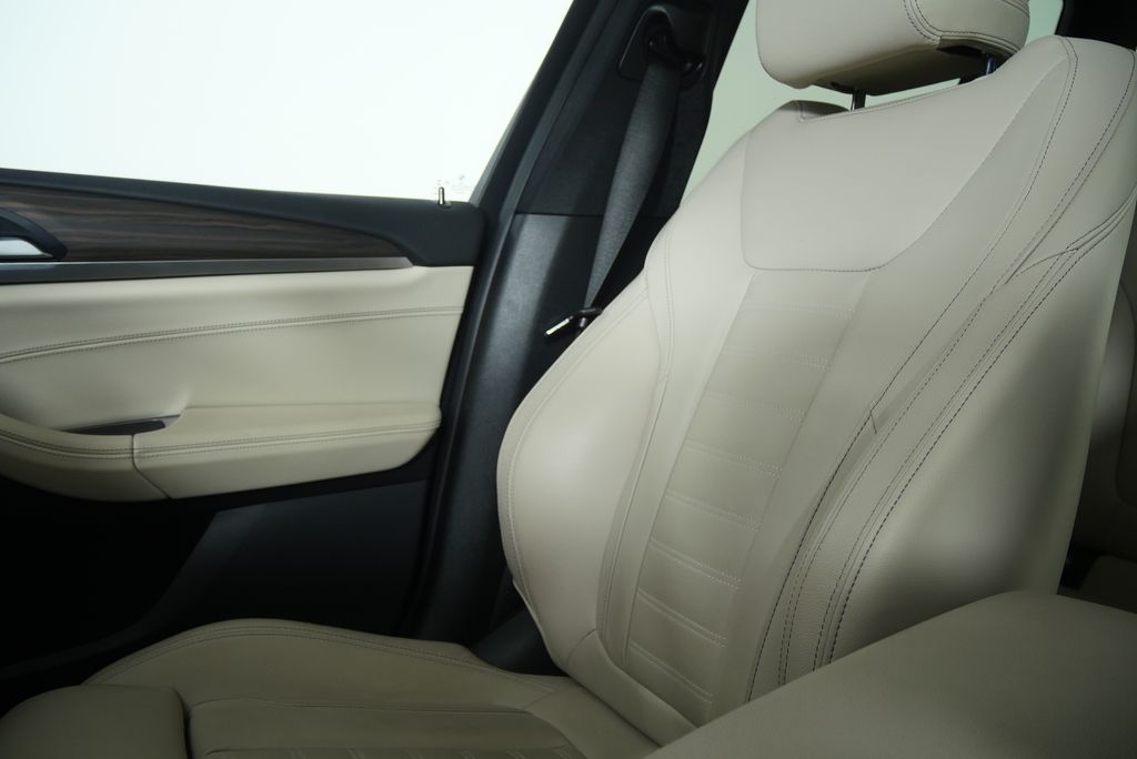 Thumbnail: 2020 BMW X3 - 28