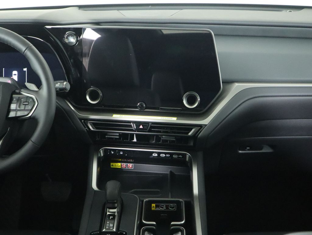 Thumbnail: 2026 Lexus TX - 15