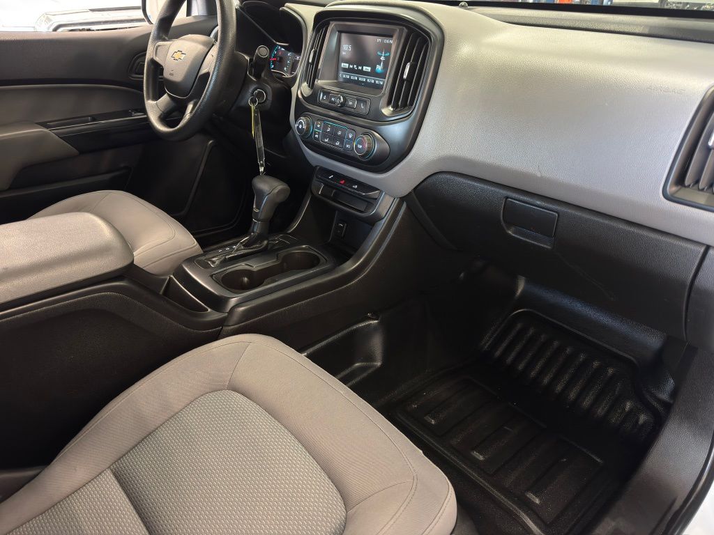 2018 Chevrolet Colorado Work Truck - 11