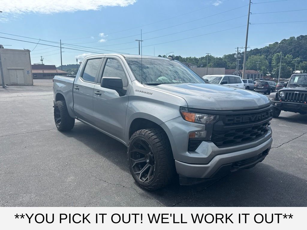 Sterling Gray Metallic 2023 Chevrolet Silverado 1500 Pickup Truck Four-Wheel Drive 8-Speed Automatic