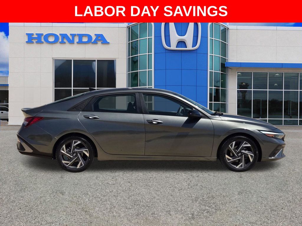 Used 2025 Hyundai Elantra SEL with VIN KMHLM4DG2SU078433 for sale in Weatherford, TX
