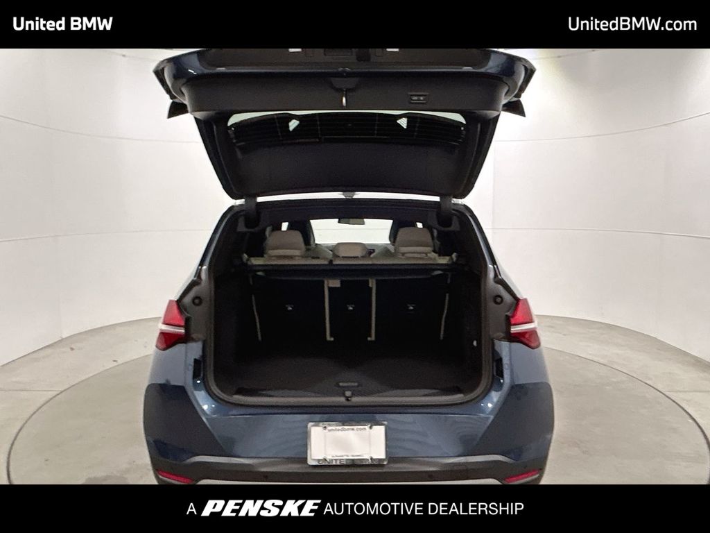 Thumbnail: 2026 BMW X3 - 22