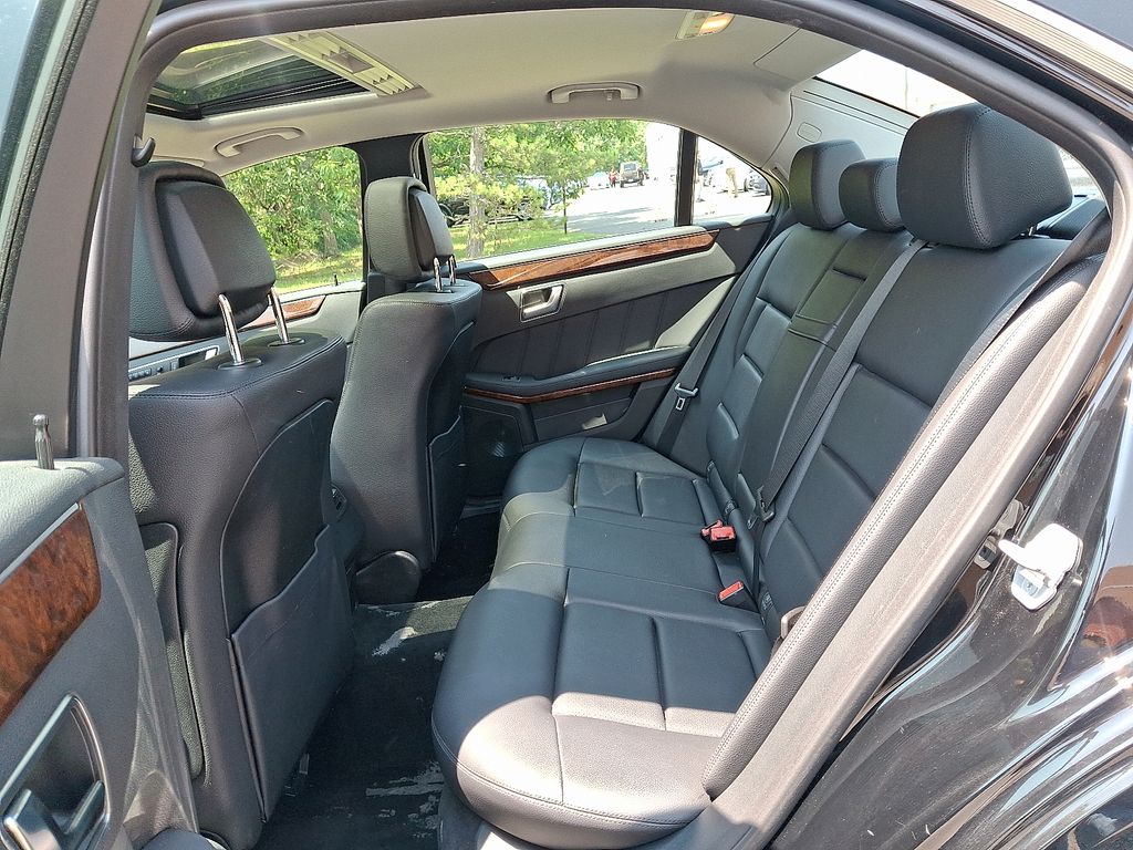 2012 Mercedes-Benz E-Class E 350 10