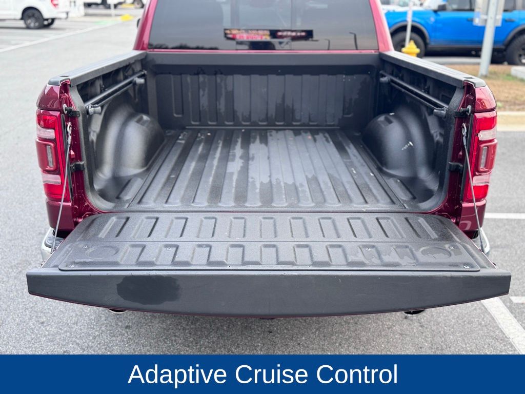 2019 Ram 1500 Laramie Crew Cab 4x4 5'7" Box