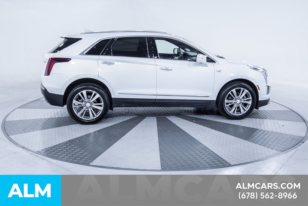 Used 2024 White Cadillac Premium Luxury image 11