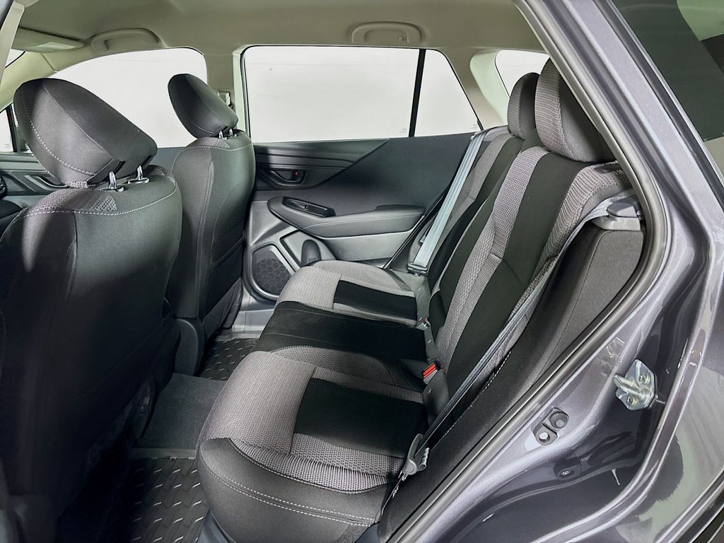 2025 Subaru Outback 2.5i