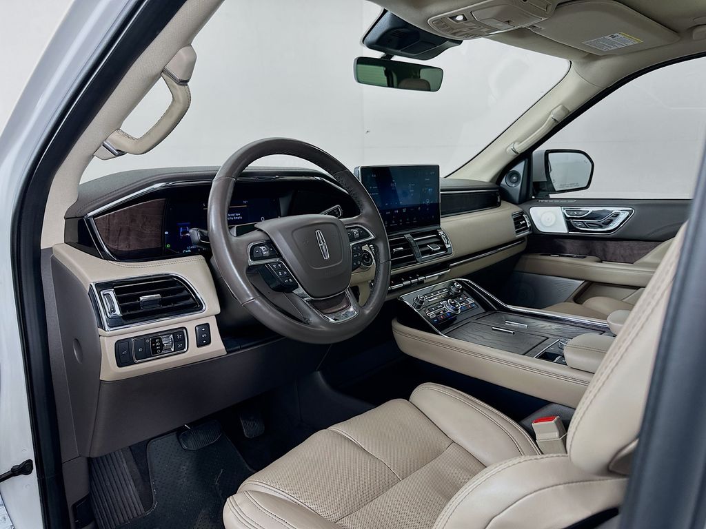 2022 Lincoln Navigator Reserve 9