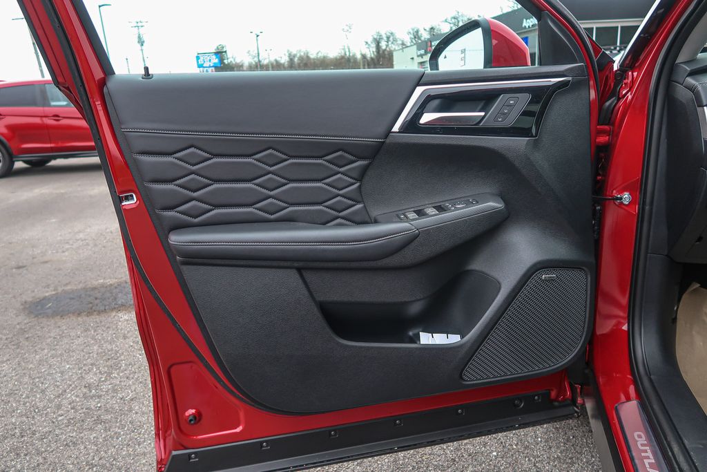 2026 Mitsubishi Outlander SEL 2.5 S-AWC