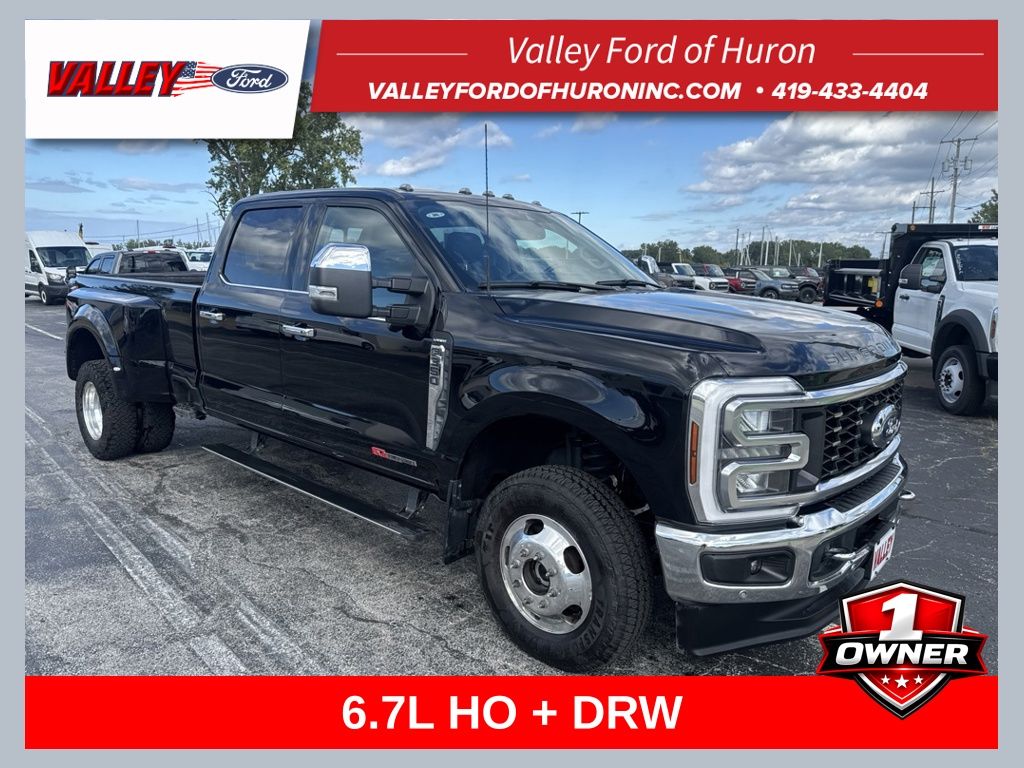 Black Metallic 2024 Ford F-350 Super Duty Pickup Truck Four-Wheel Drive Automatic
