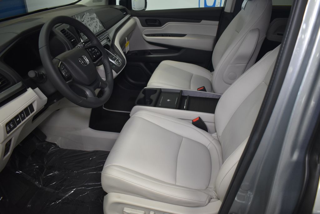 Thumbnail: 2026 Honda Odyssey - 20