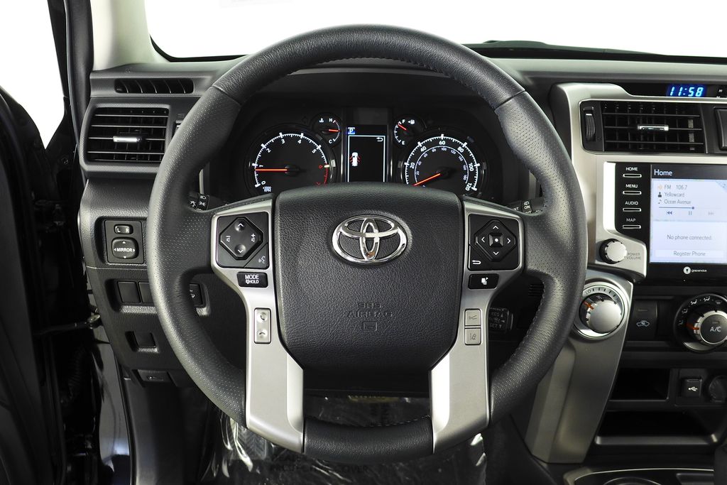 2022 Toyota 4Runner SR5 27