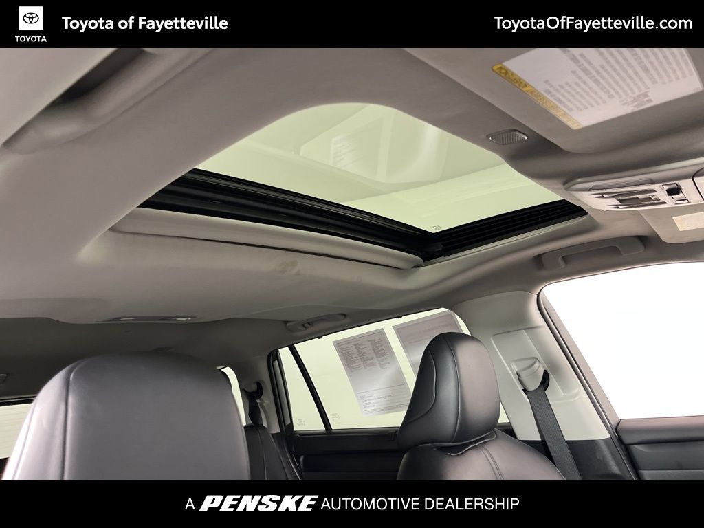 2024 Toyota Highlander XLE 6