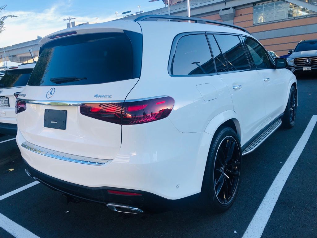 Thumbnail: 2024 Mercedes-Benz GLS - 4