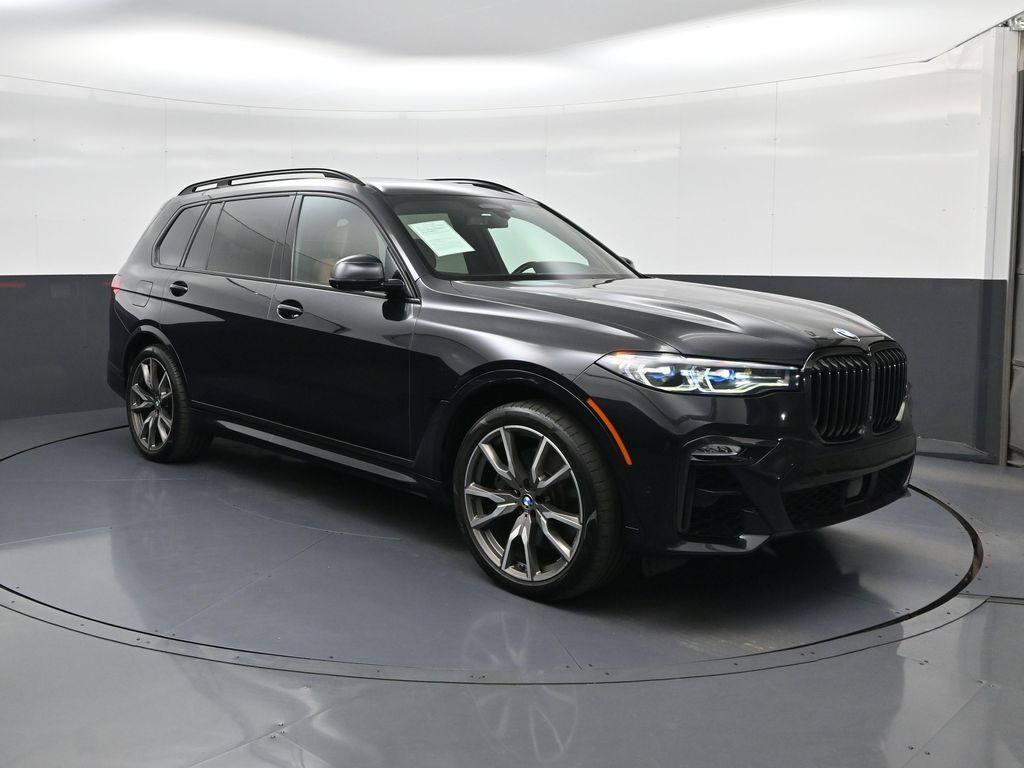 2021 BMW X7 M50i